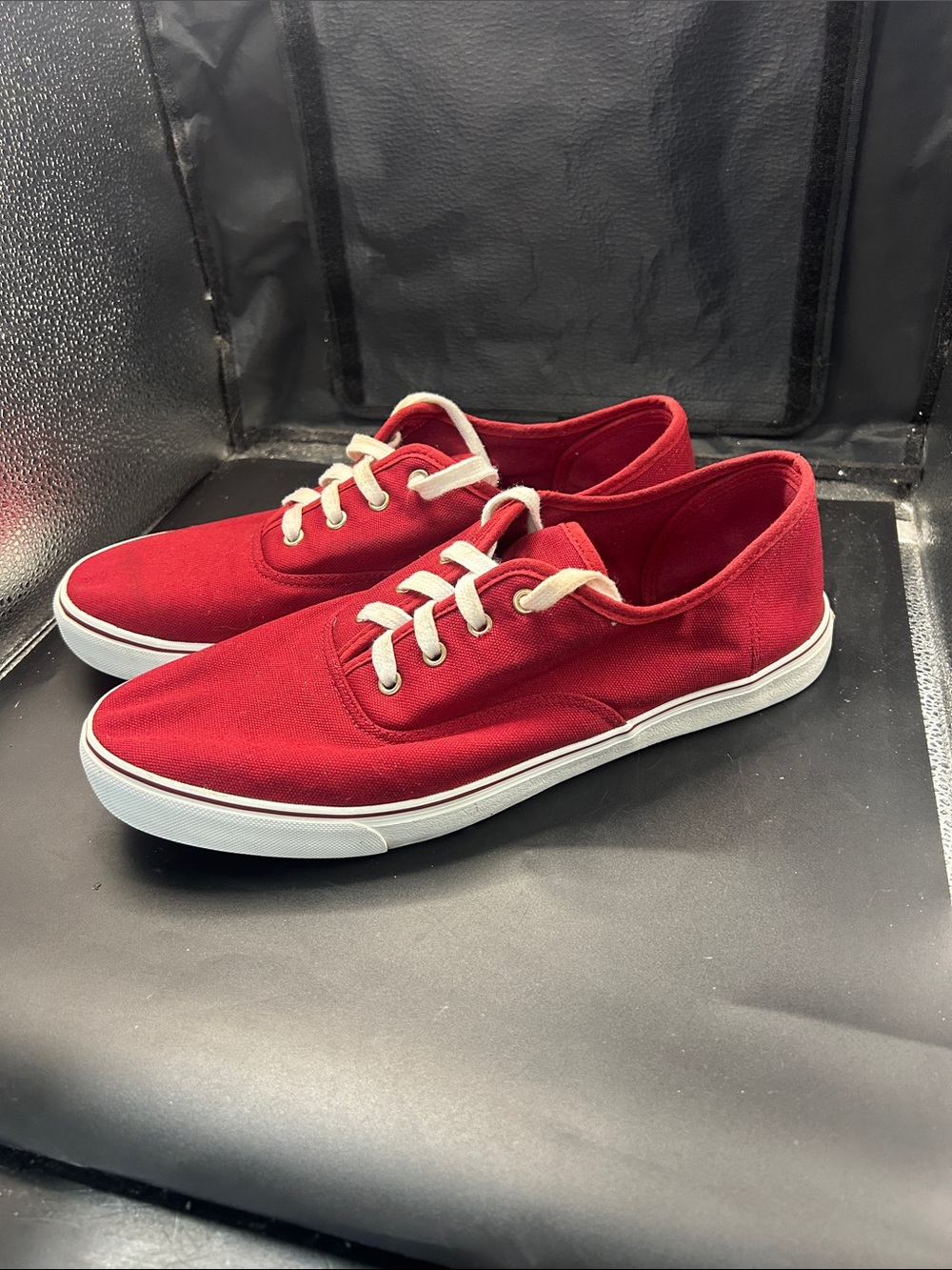 Brooks Brothers Red Canvas Low-Top Sneakers